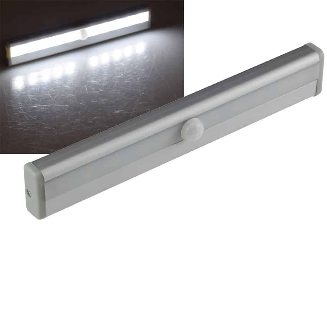 Baterijska LED svetilka s PIR senzorjem gibanja in ALU ohišjem 4xAAA 10 LED 6000K