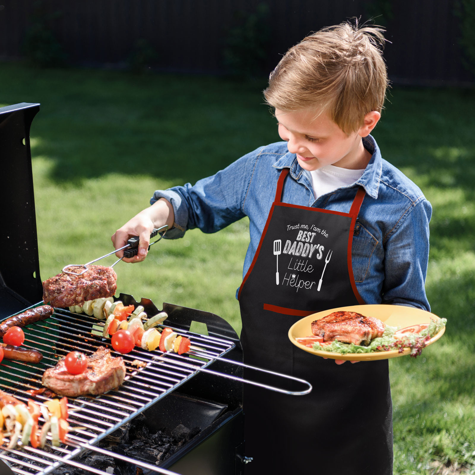 Otroški predpasnik za žar BBQ 44 x 60 cm črn